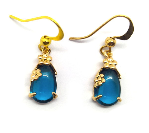 Boucles d'oreilles pendantes gouttes d'eau en cristal couleur bleue