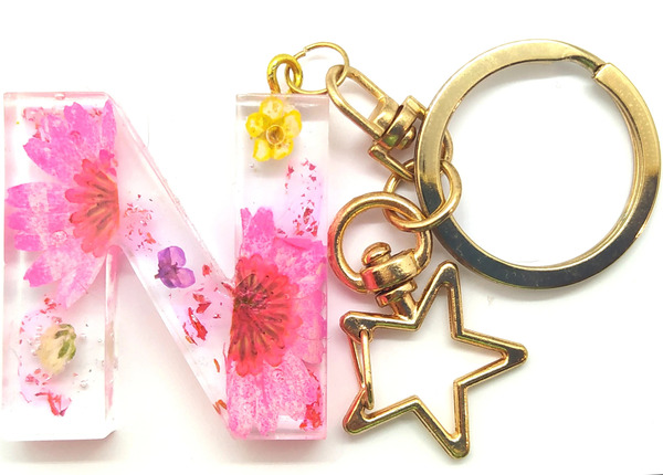 Porte clé résine lettre N